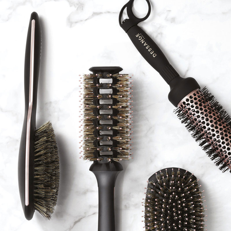 Gamme de brosses Dessange