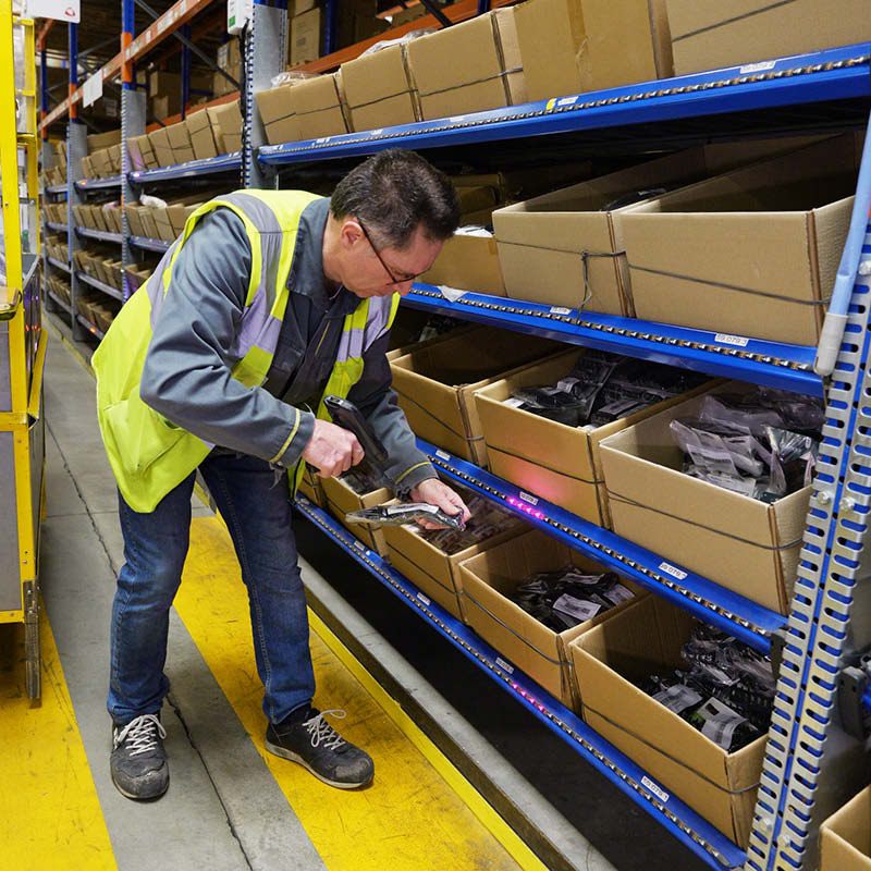 Le projet logistique Pick to Light : une logistique optimisée et intuitive